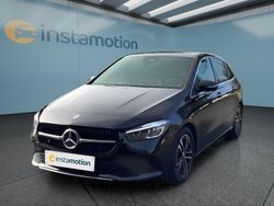 Schwarz Gebraucht 2025 Mercedes B200 Van / Kleinbus | 40.799 €