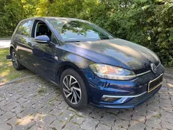 Blau Gebraucht 2018 VW Golf VII Join Limousine | 7.999 € (Guter Preis)