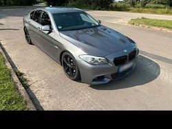 Grau Gebraucht 2011 BMW 550 M Sport Limousine | 14.490 € (Fairer Preis)