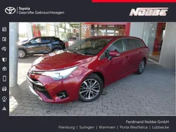 Tokiorot perleffekt Gebraucht 2017 Toyota Avensis Edition-S Kombi | 16.600 € (Fairer Preis)