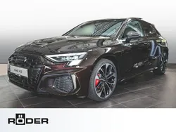 Individuallackierungen audi... Gebraucht 2024 Audi S3 Ambiente Limousine | 49.750 € (Etwas zu teuer)