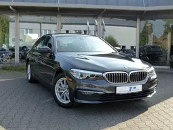 Grau Gebraucht 2020 BMW 520 Sport Line Limousine | 28.870 € (Guter Preis)