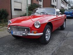 Rot Gebraucht 1979 MG B Cabrio | 13.450 €