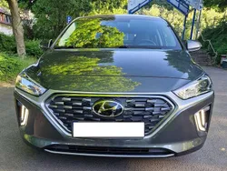 Grau Gebraucht 2021 Hyundai Ioniq Trend Limousine | 22.500 € (Teuer)