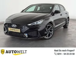 Phantom black / mic Gebraucht 2021 Hyundai i30 N Line Limousine | 20.560 € (Fairer Preis)