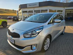 Silber Gebraucht 2016 Kia Carens Vision Van / Kleinbus | 12.230 € (Fairer Preis)