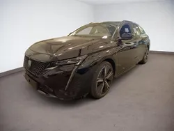 Schwarz perla nera schwarz (metallic) Gebraucht 2024 Peugeot 308 GT Kombi | 22.980 € (Superpreis)