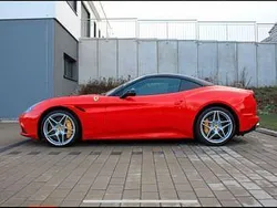 Rot Gebraucht 2015 Ferrari California Cabrio | 128.300 € (Fairer Preis)