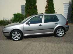 Royalgrau Gebraucht 2002 VW Golf IV Highline Limousine | 6.900 € (Teuer)