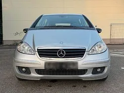 Grau Gebraucht 2006 Mercedes A180 Classic Limousine | 1.200 € (Guter Preis)