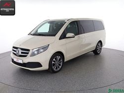 Kieselgrau Gebraucht 2019 Mercedes V220 Van / Kleinbus | 40.740 € (Guter Preis)