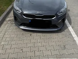 Grau Gebraucht 2019 Kia ProCeed Kleinwagen | 19.500 € (Fairer Preis)