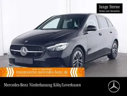 Schwarz Gebraucht 2024 Mercedes B200 Advanced Van / Kleinbus | 30.990 € (Fairer Preis)