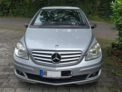 Gebraucht 2007 Mercedes B180 Van / Kleinbus | 2.099 €