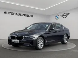 Sophistograu brillanteffekt Gebraucht 2022 BMW 530e Limousine | 34.990 € (Superpreis)