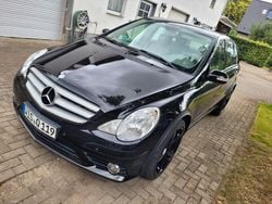 Schwarz Gebraucht 2007 Mercedes R280 Van / Kleinbus | 7.999 € (Etwas zu teuer)