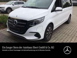 Weiß Gebraucht 2024 Mercedes EQV300 Van / Kleinbus | 53.330 € (Etwas zu teuer)