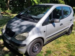 Silber Gebraucht 2003 Mercedes A160 Classic Van / Kleinbus | 500 € (Superpreis)