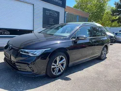 Schwarz Gebraucht 2022 VW Golf VIII R-line Kombi | 28.990 € (Guter Preis)