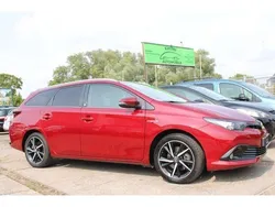 Red mc. Gebraucht 2018 Toyota Auris Hybrid Team Kombi | 16.490 € (Guter Preis)