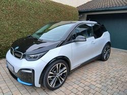 Weiß Gebraucht 2021 BMW i3 Comfort Edition Kleinwagen | 22.500 € (Fairer Preis)