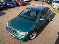 Grün Gebraucht 2002 Opel Astra Comfort Limousine | 2.499 € (Etwas zu teuer)
