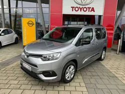 Bismutsilber Neu 2024 Toyota Proace Verso City Kombi | 28.790 € (Guter Preis)