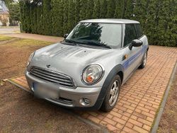 Silber Gebraucht 2008 Mini ONE Kleinwagen | 2.900 € (Fairer Preis)