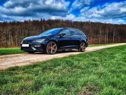 Schwarz Gebraucht 2018 Cupra Leon Kombi | 27.000 € (Teuer)