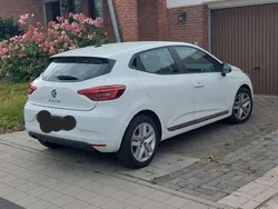 Weiß Gebraucht 2020 Renault Clio V Limousine | 11.990 € (Fairer Preis)