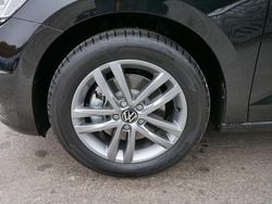 Grenadilla schwarz metallic grenadilla schwarz metallic Neu 2025 VW Touran Comfortline Van / Kleinbus | 38.254 €