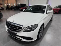 Weiß Gebraucht 2021 Mercedes C300e Kombi | 22.750 € (Fairer Preis)