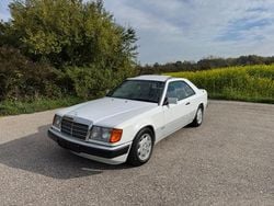 Weiß Gebraucht 1992 Mercedes 230 Sportline Coupé | 8.500 €