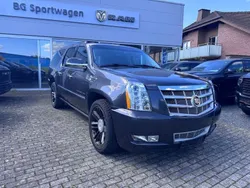 Grau Gebraucht 2011 Cadillac Escalade SUV | 14.850 €