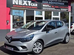 Grau Gebraucht 2018 Renault Clio IV Life Limousine | 10.250 € (Fairer Preis)