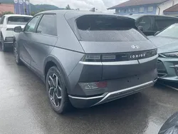 Ecotronic grey ecotronic grey Gebraucht 2023 Hyundai Ioniq 5 Basis SUV | 32.740 € (Fairer Preis)