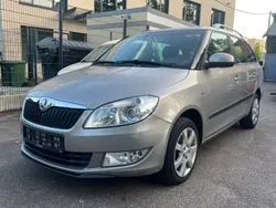 Silber Gebraucht 2013 Skoda Fabia Kombi | 3.950 € (Guter Preis)