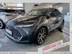 Grau Neu 2025 Toyota C-HR Style SUV | 34.460 € (Superpreis)
