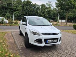 Weiß Gebraucht 2016 Ford Kuga SUV | 13.000 € (Fairer Preis)
