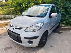 Silber Gebraucht 2009 Hyundai i10 Classic Kleinwagen | 2.990 € (Fairer Preis)