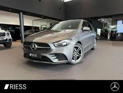 Metalliclack mountaingrau Gebraucht 2025 Mercedes B200 AMG Van / Kleinbus | 48.250 €