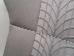 Schwarz Gebraucht 2013 Skoda Yeti Adventure SUV | 9.900 € (Teuer)