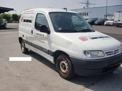 Weiß Gebraucht 2001 Citroën Berlingo Van / Kleinbus | 1.099 € (Superpreis)