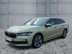 Gelb Neu 2025 Skoda Superb Selection Kombi | 35.970 € (Fairer Preis)