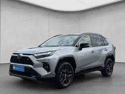 Silber Gebraucht 2024 Toyota RAV4 Hybrid Sport SUV | 45.980 € (Etwas zu teuer)