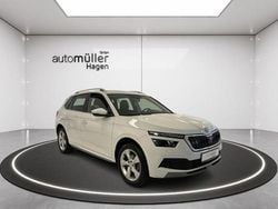 Moonweiss metallic Gebraucht 2020 Skoda Kamiq Style SUV | 18.990 € (Guter Preis)