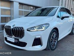 Weiß Gebraucht 2022 BMW 220 Active Tourer M Sport Van / Kleinbus | 27.999 € (Guter Preis)