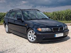 Blau Gebraucht 2004 BMW 320 Performance Kombi | 3.499 € (Guter Preis)