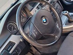 Grün Gebraucht 2008 BMW 318 Kombi | 2.750 € (Fairer Preis)