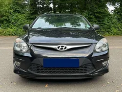 Schwarz Gebraucht 2010 Hyundai i30 Classic Kombi | 2.950 € (Guter Preis)